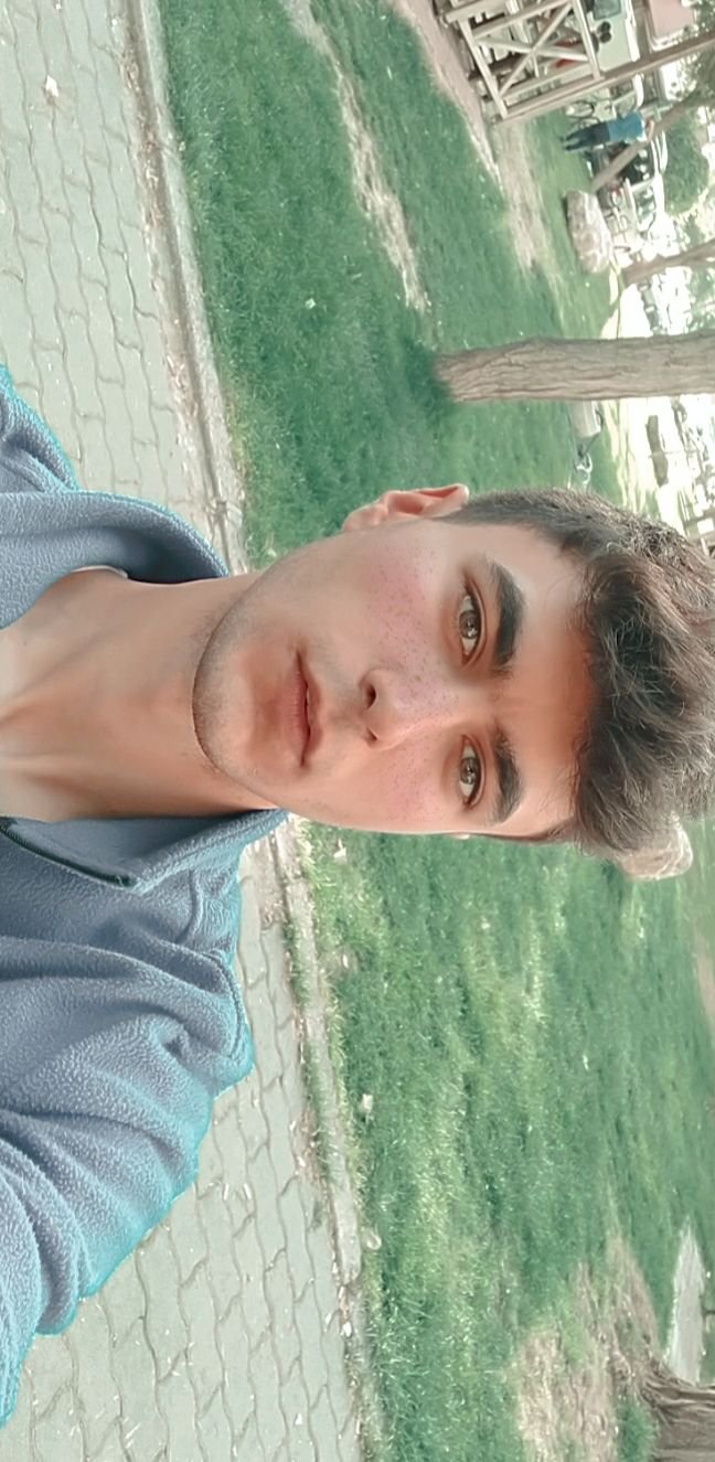 Model fotoğrafı 3