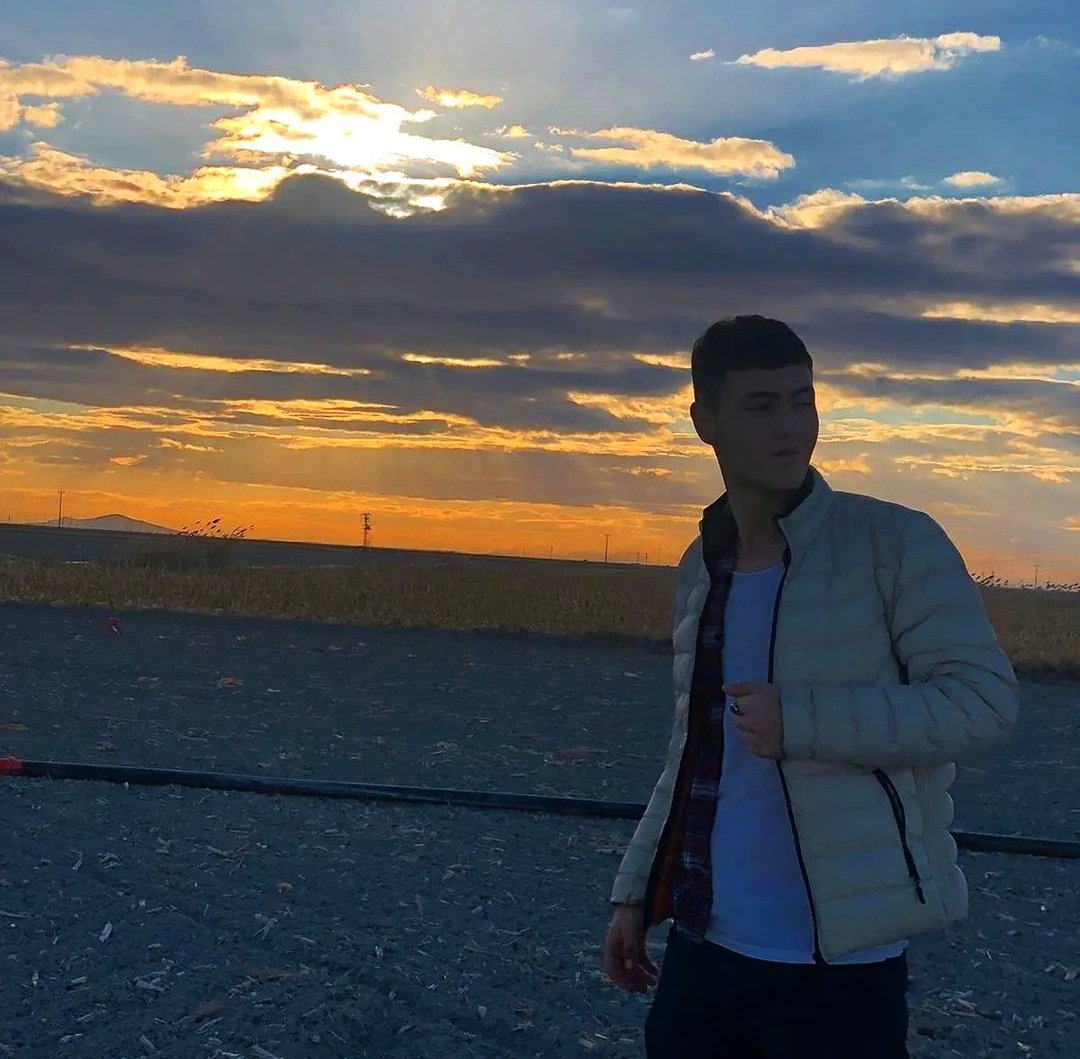 Model fotoğrafı 2