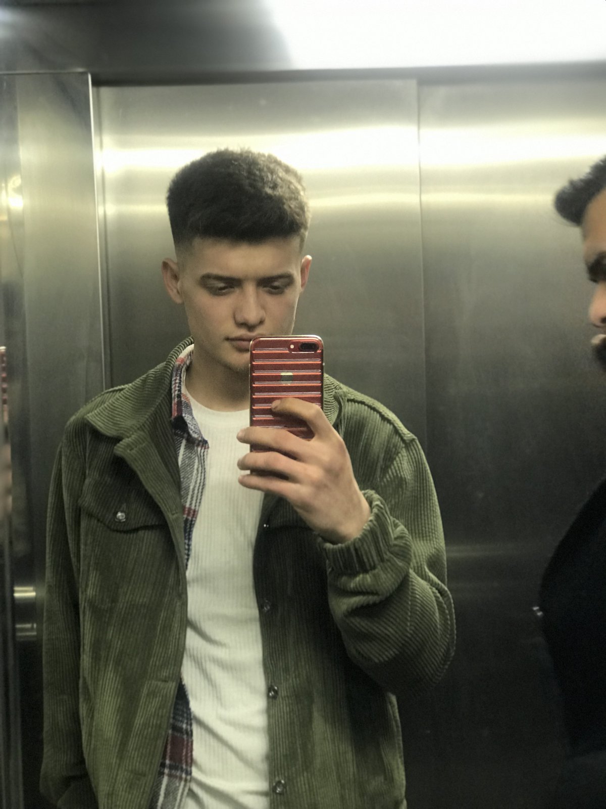 Model fotoğrafı 2