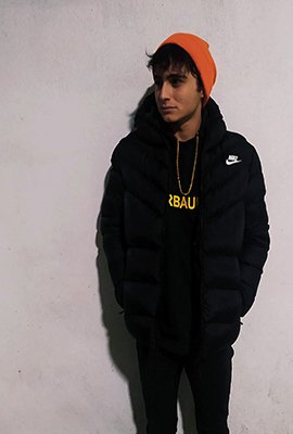Model fotoğrafı 4