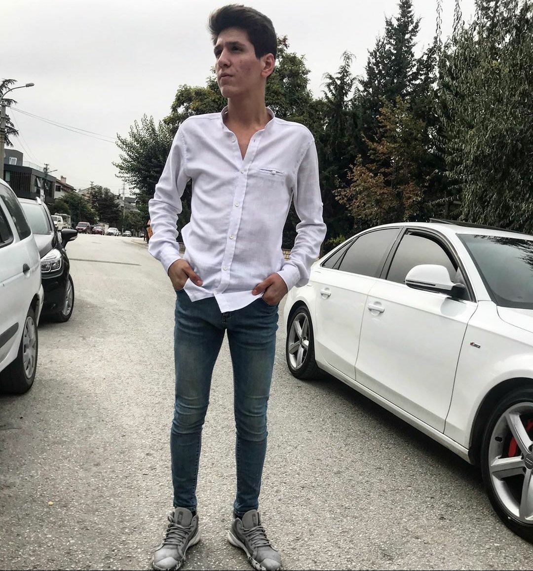 Model fotoğrafı 2