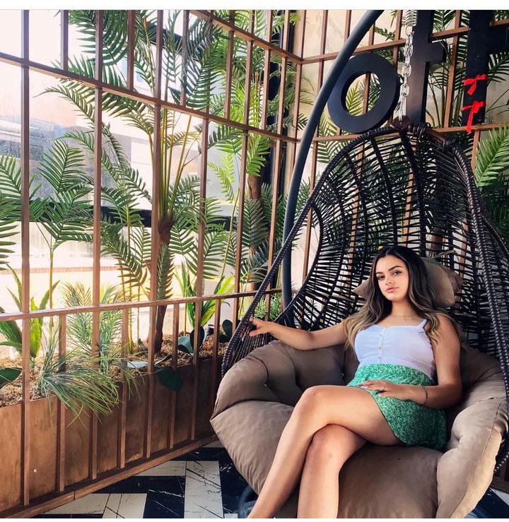 Model fotoğrafı 3