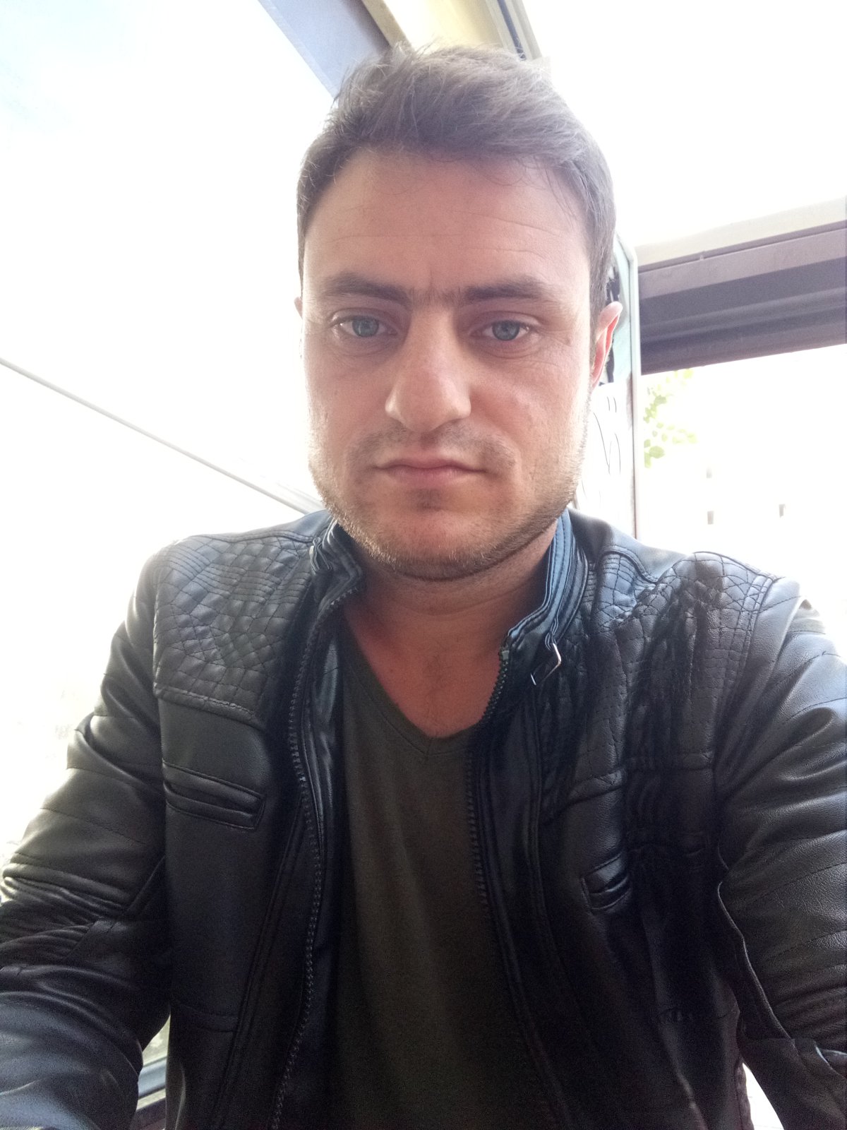 Model fotoğrafı 3
