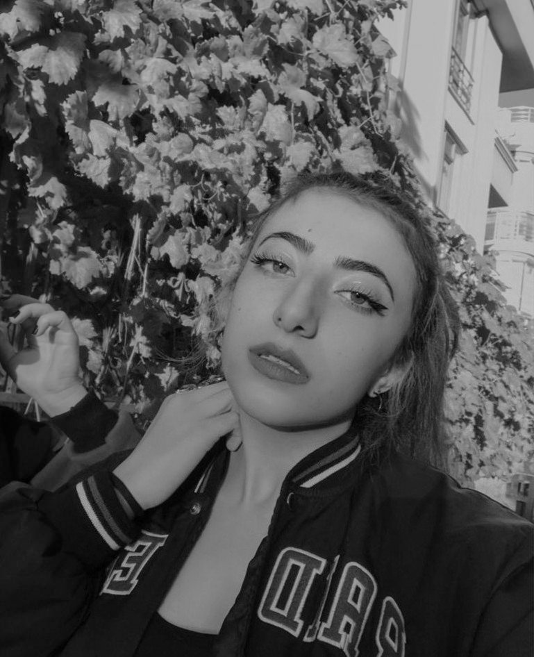 Model fotoğrafı 4