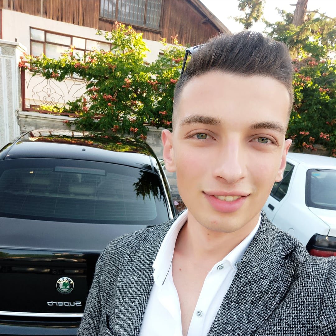 Model fotoğrafı 2