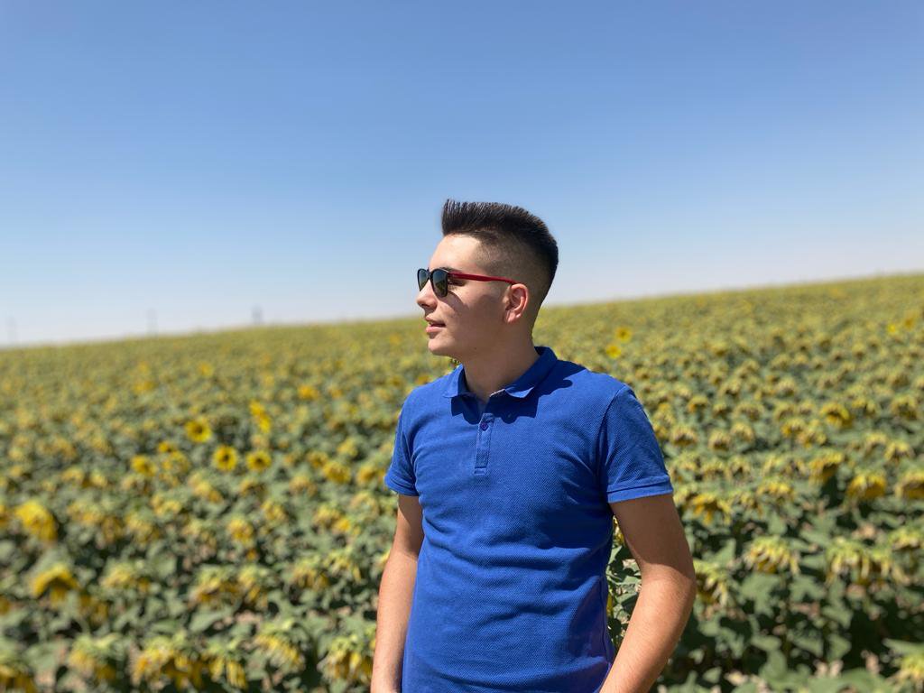 Model fotoğrafı 3