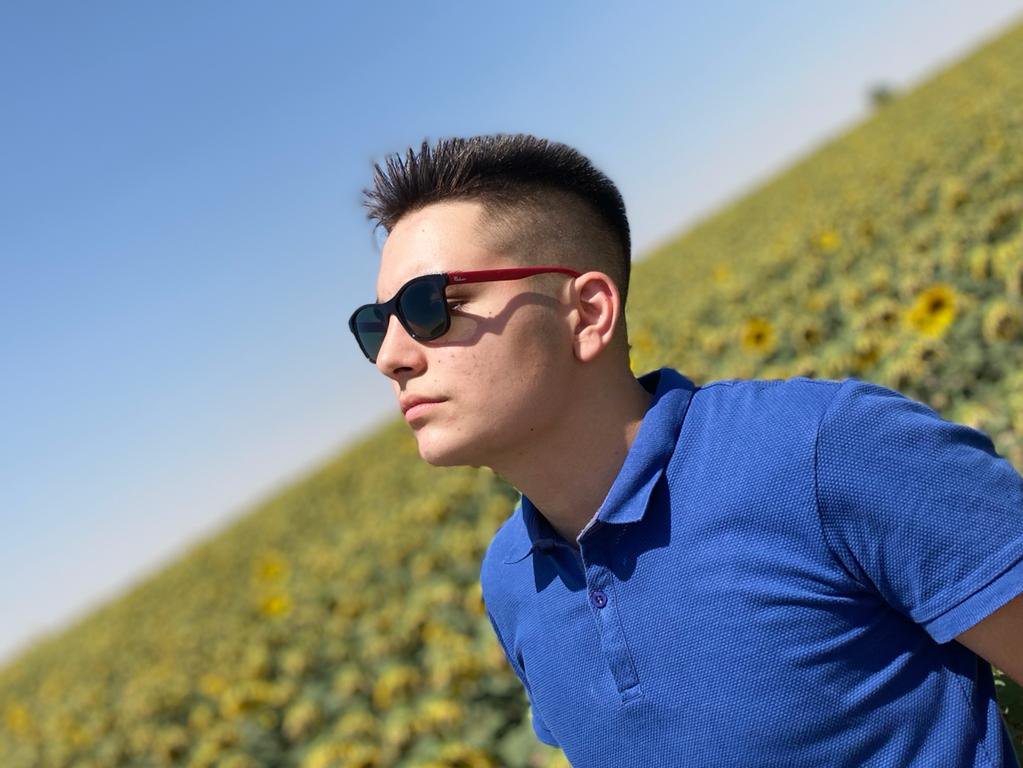 Model fotoğrafı 2