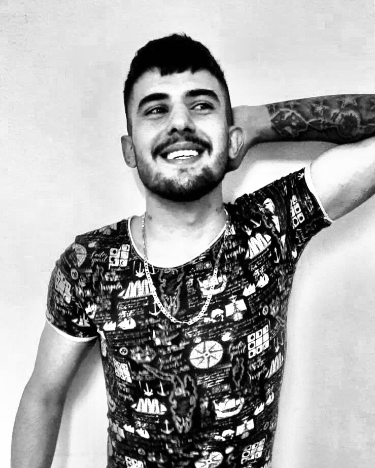 Model fotoğrafı 3